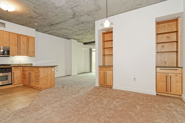 Building Photo - Spacious Cortez Blu Condo with Large Outdo... Unit 204