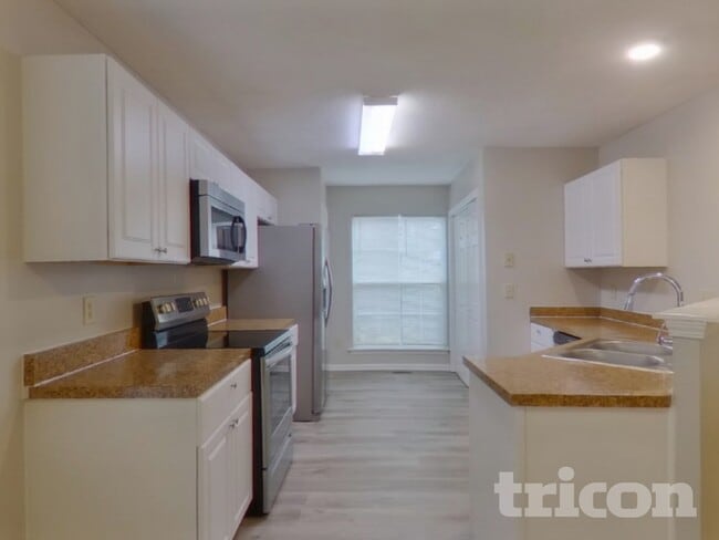 Photo - 120 Stockland Rd