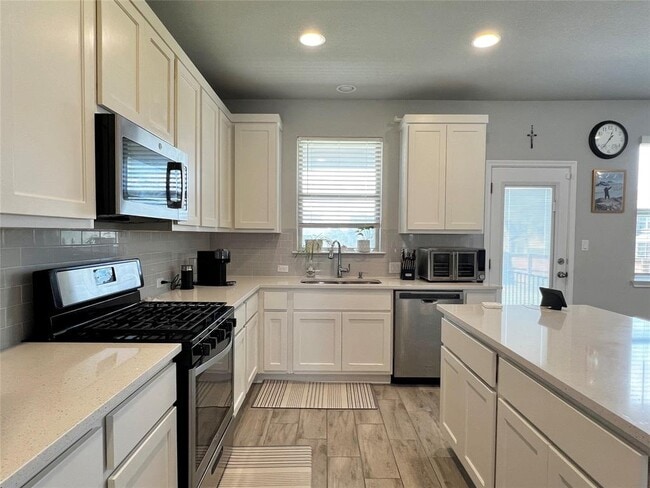 2904 Sage Ranch Dr