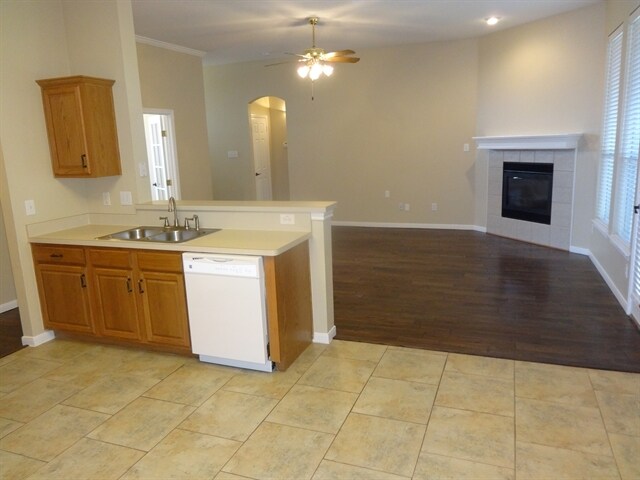 Photo - 7501 Maplewood Dr