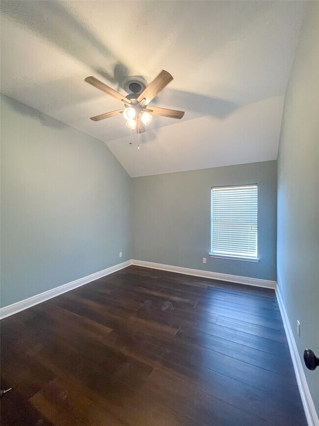 Photo - 854 Skyspring Ln