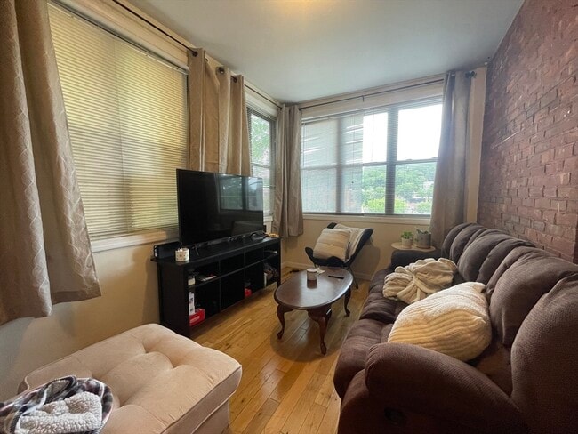 Photo - 165 Winthrop Rd Unit 2