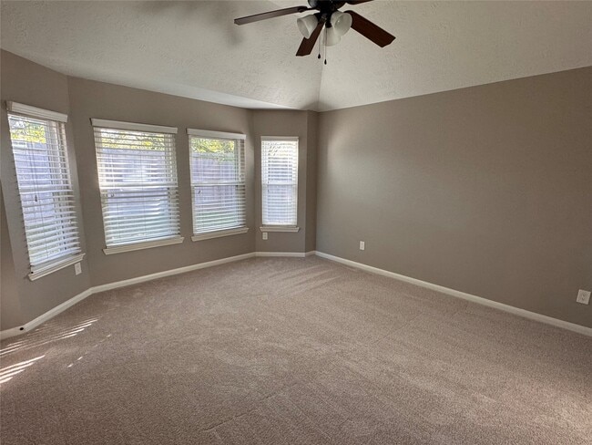 Photo - 911 Cascade Ridge