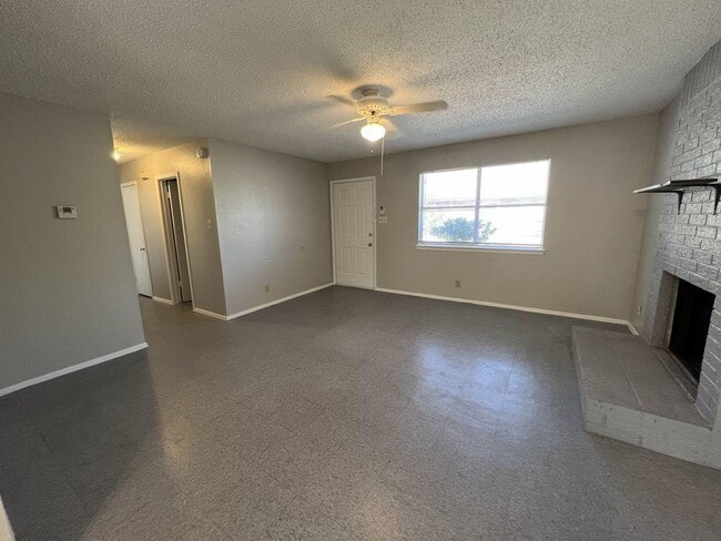 Photo - 507 Thelma Dr