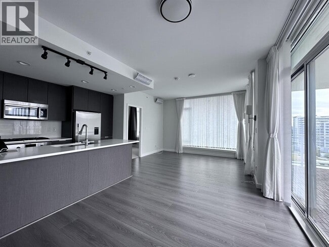 Photo - 3333 Sexsmith Rd Unit 1107