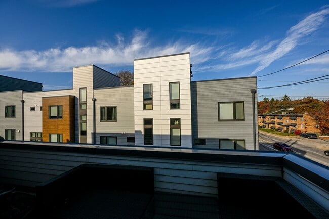 Photo - 18875 Riversouth Terrace Unit #7