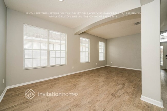 Photo - 1952 Bridgeview Cir