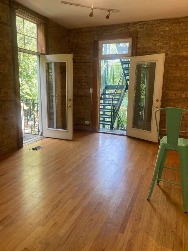 Building Photo - 2316 N Lister Ave Unit 2