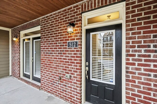 Photo - Spacious and Well Maintained Townhome in Austin Creek
