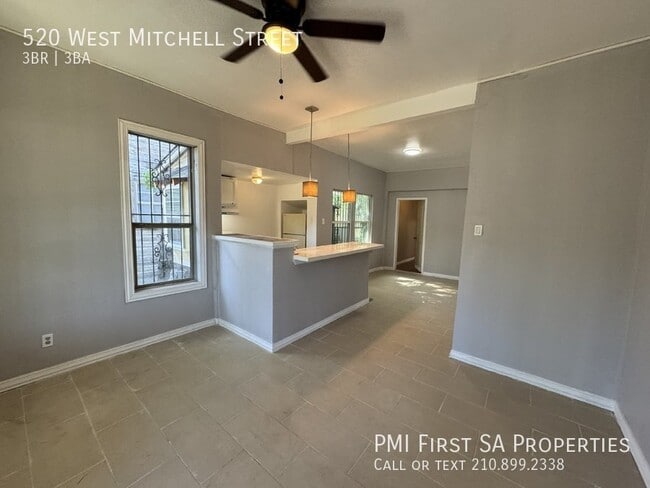 520 W Mitchell St