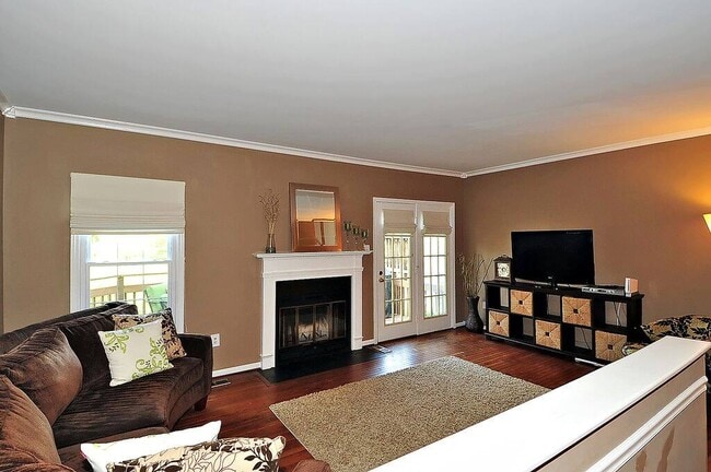 Photo - 4745 Columbia Rd