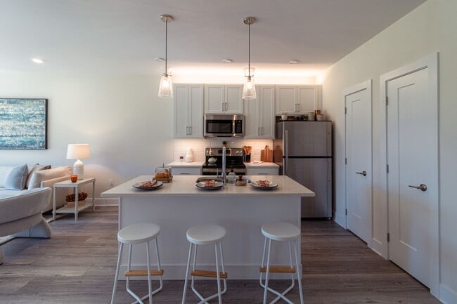 Residences at West Hills Country Club