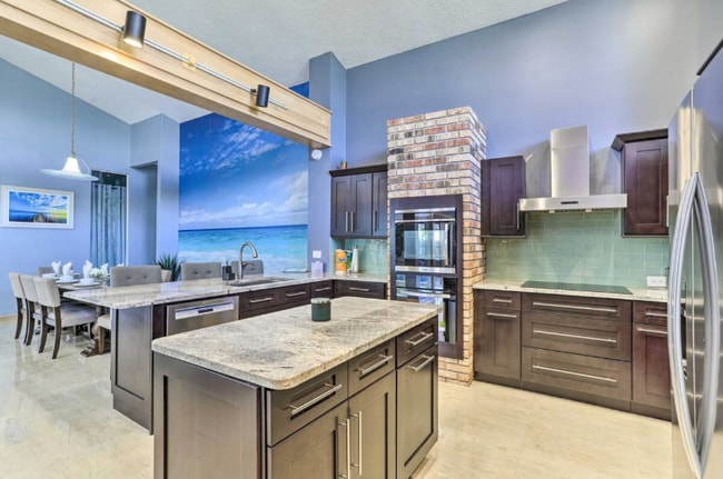 Photo - 10830 Oakdale Terrace