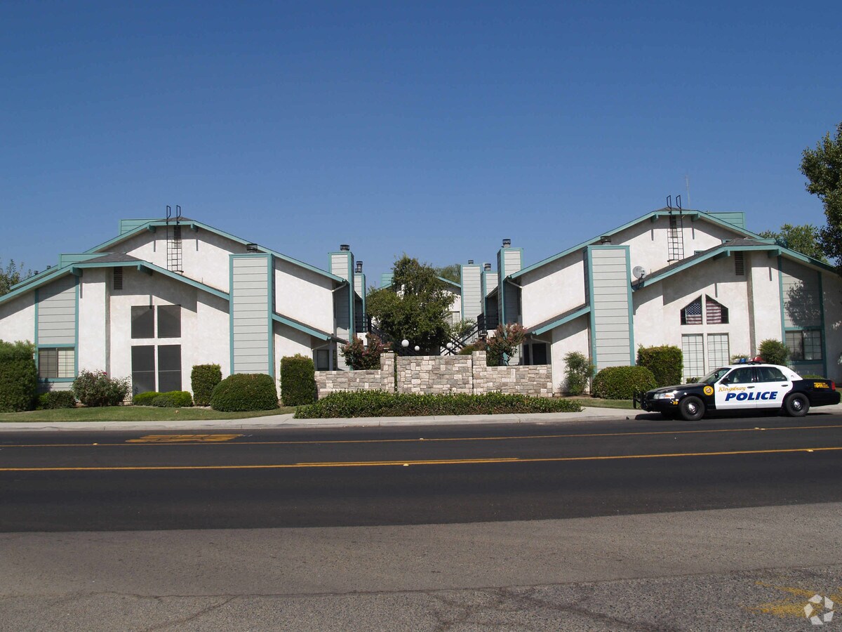 Photo - 1549 Sierra St