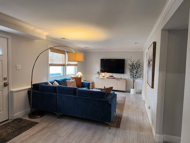 Photo - 22 Gatehouse Ln