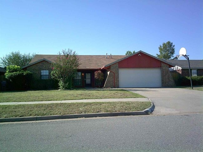 Building Photo - 6812 NW Willow Creek Dr