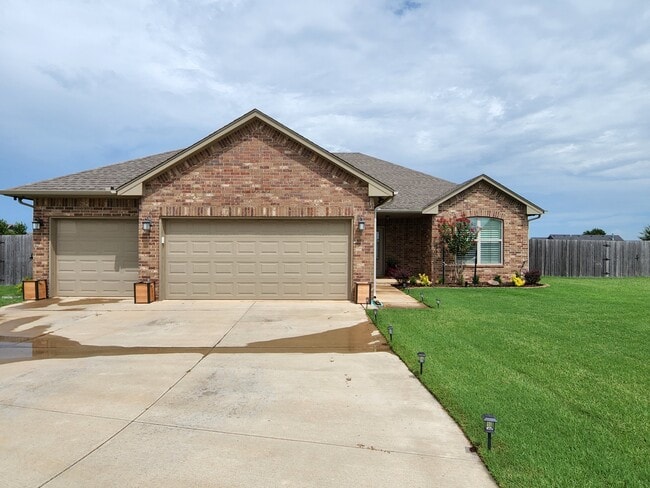 10905 Marion Dr