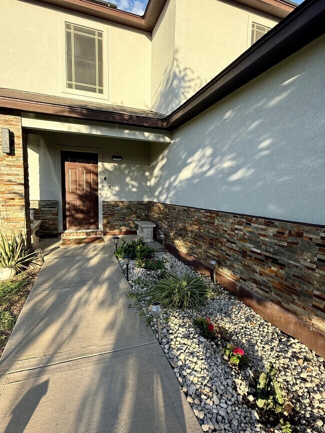 Photo - 409 Pargo Dr