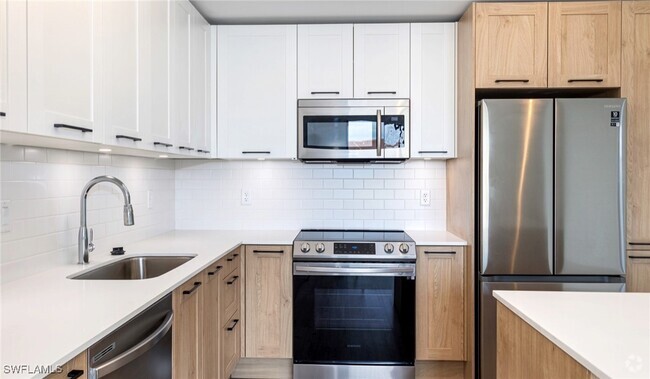 Building Photo - 22980 Vista Edera Cir Unit 4-215 Rental