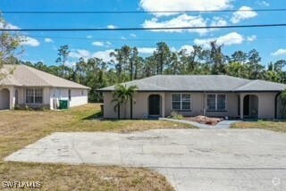 Building Photo - 1305 SE 24th Ave Rental