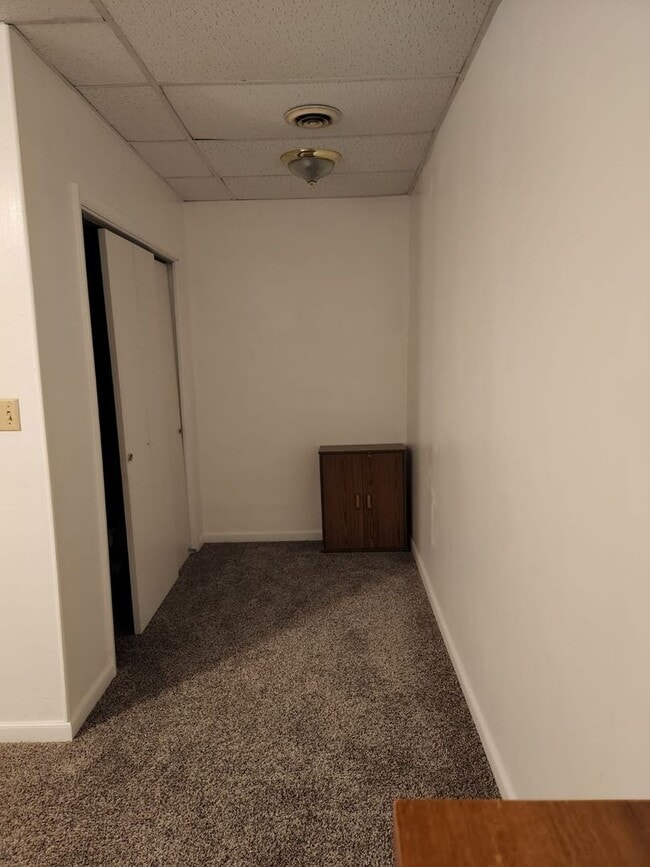 Photo - 202 1/2 S Madison - Richmond Unit Apt 2