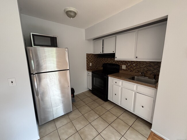 Photo - 17 Ferris Ave Unit 14