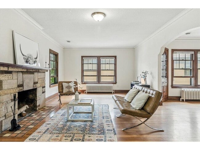 Photo - 4948 Lyndale Ave S