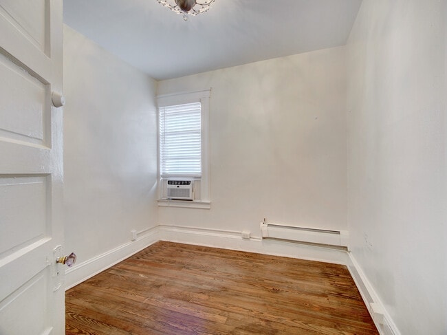 Bedroom - 322 Westfield Ave Unit 2