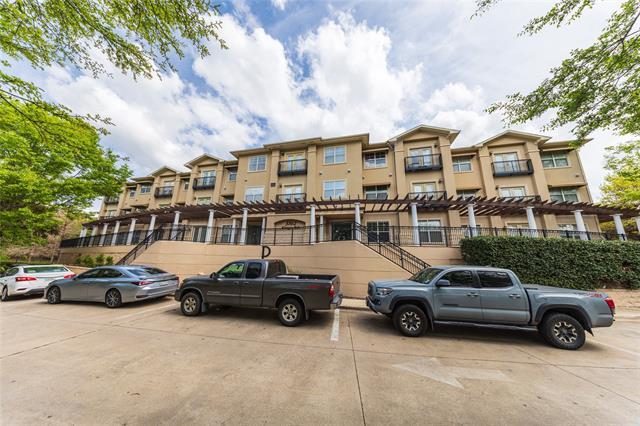 Photo - 3102 Kings Rd Unidad 3206 Rental