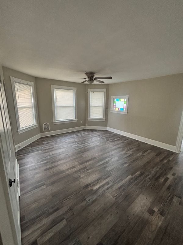 Photo - 207 W Main St