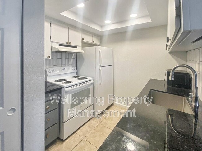 1529 Pyrenees Ave Unidad 4