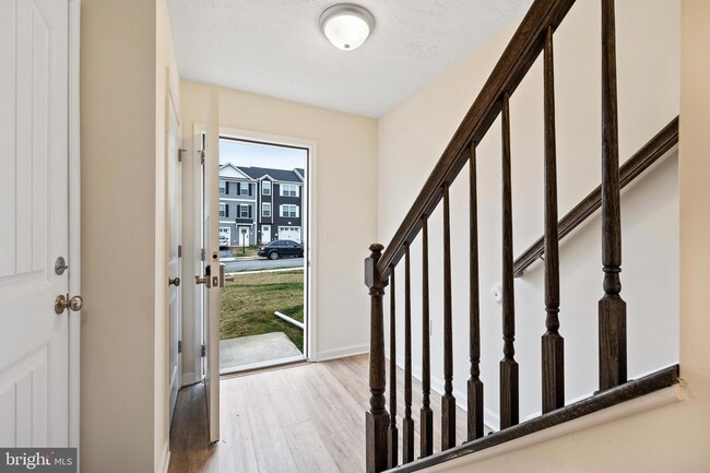 Photo - 30 Cadbury Dr