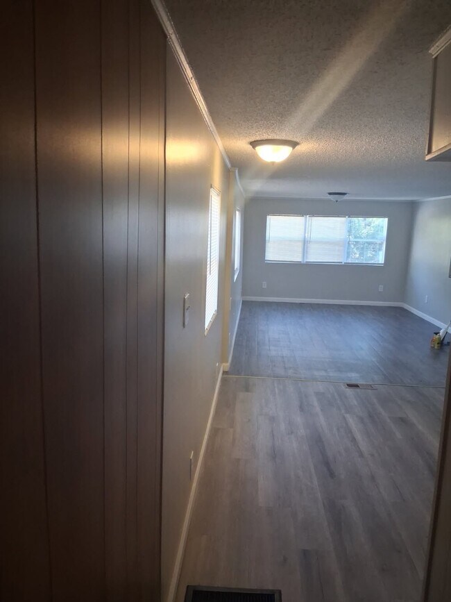 Photo - 1920 E 151st Ave