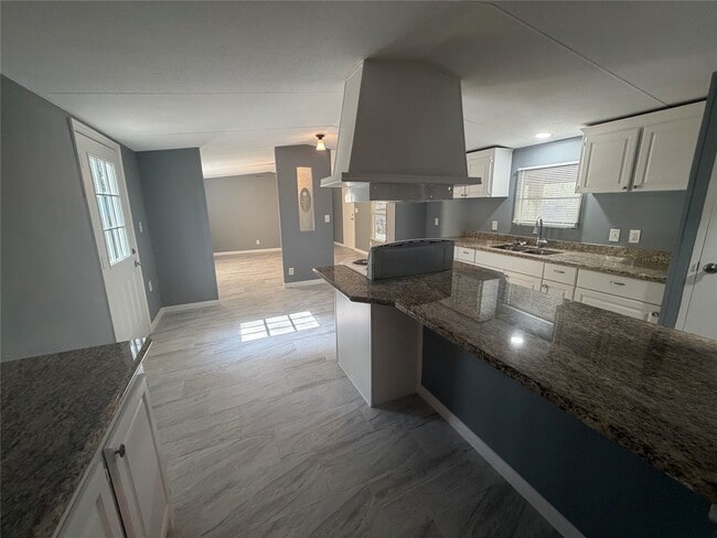 15476 Esther Dr