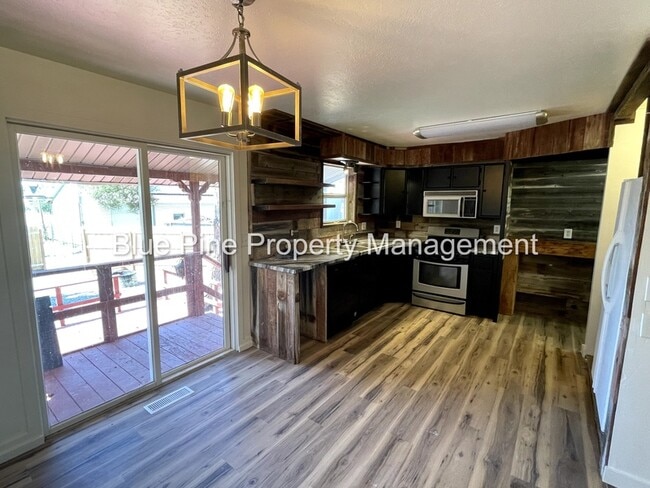 Photo - 2871 N 41st E