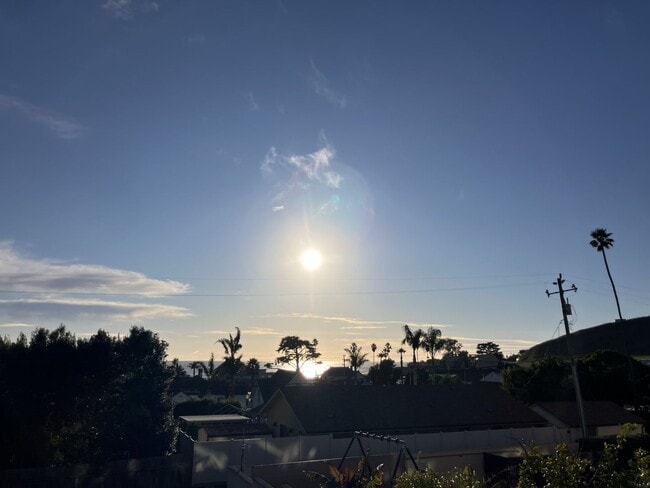 Building Photo - 173 Birch Ave Unit B