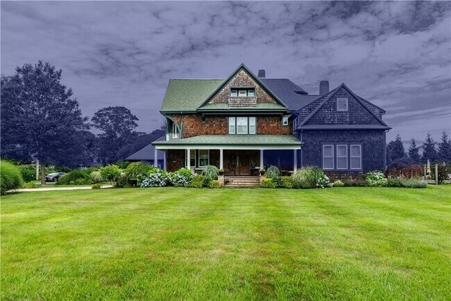 Photo - 7 Gibson Ave