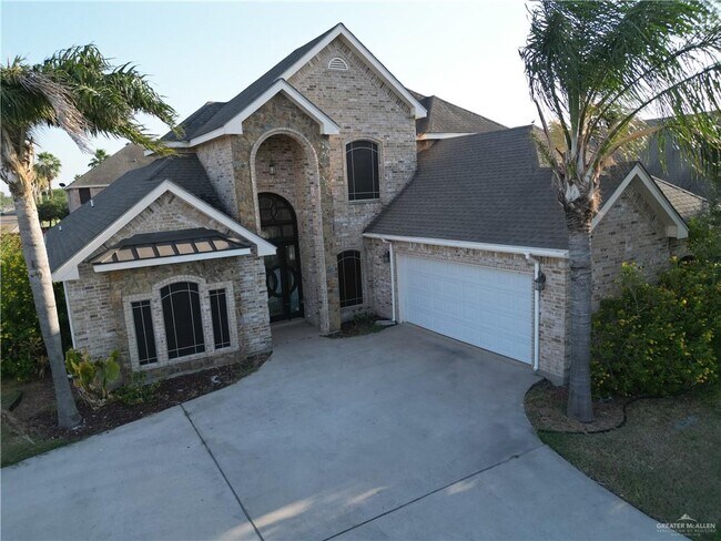 33 Blue Jay Dr