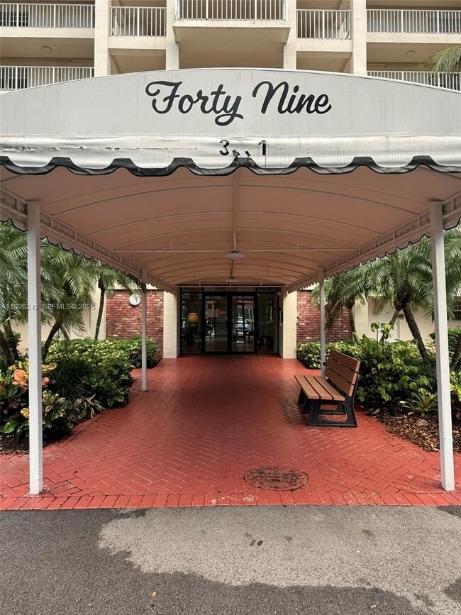 Photo - 3091 N Course Dr Unidad 705