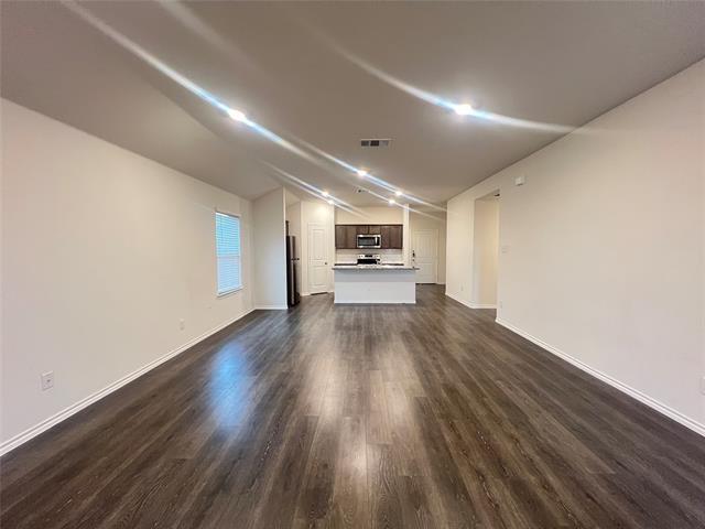 Photo - 204 University St