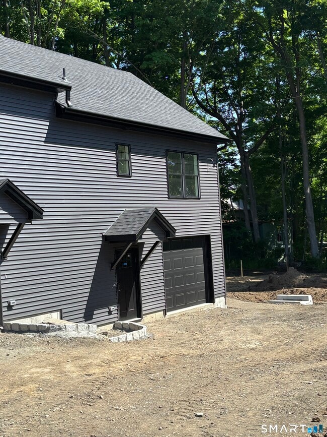 Photo - 9 Putnam Park Rd
