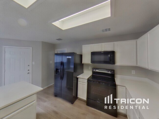 Photo - 2208 Capstan Dr