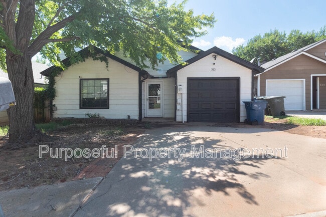 Photo - 313 Belmont Dr