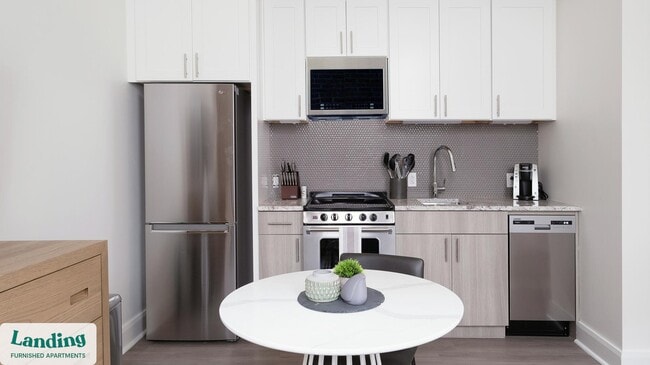 Photo - 425 20th St S Unit 210.579043