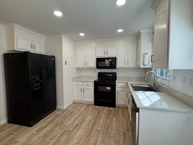 Photo - 314 E Louisiana Ave