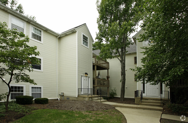 Canterbury Place - Canterbury Place Apartments