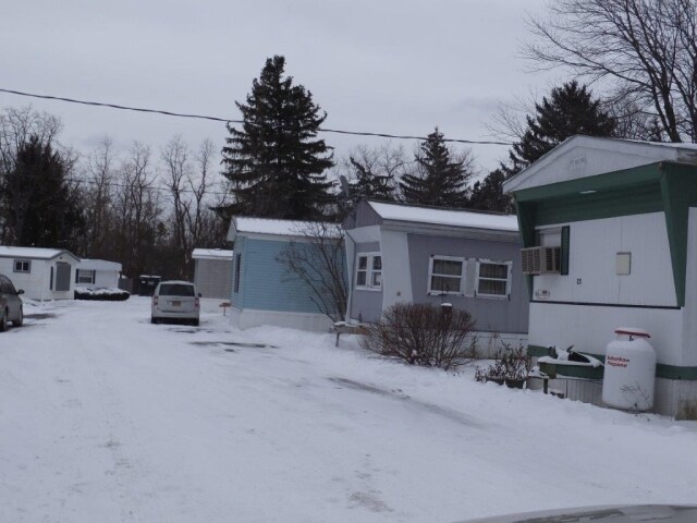 Photo - 6235 E Seneca Tpke