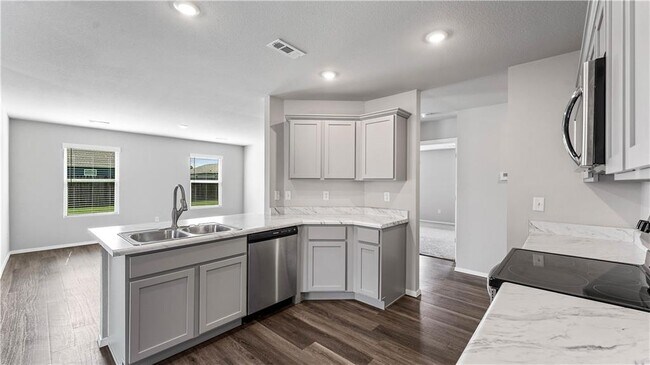 Photo - 1405 S Corsac St
