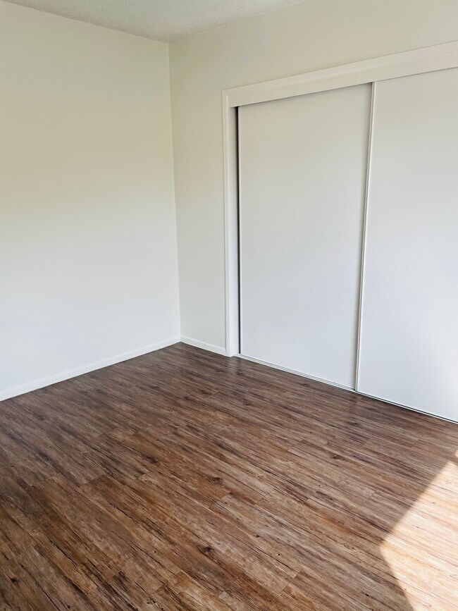 Photo - Cove Apartments