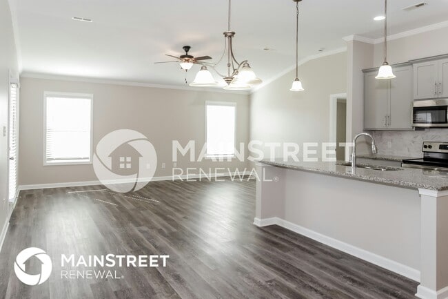 Photo - 258 Fenrose Dr